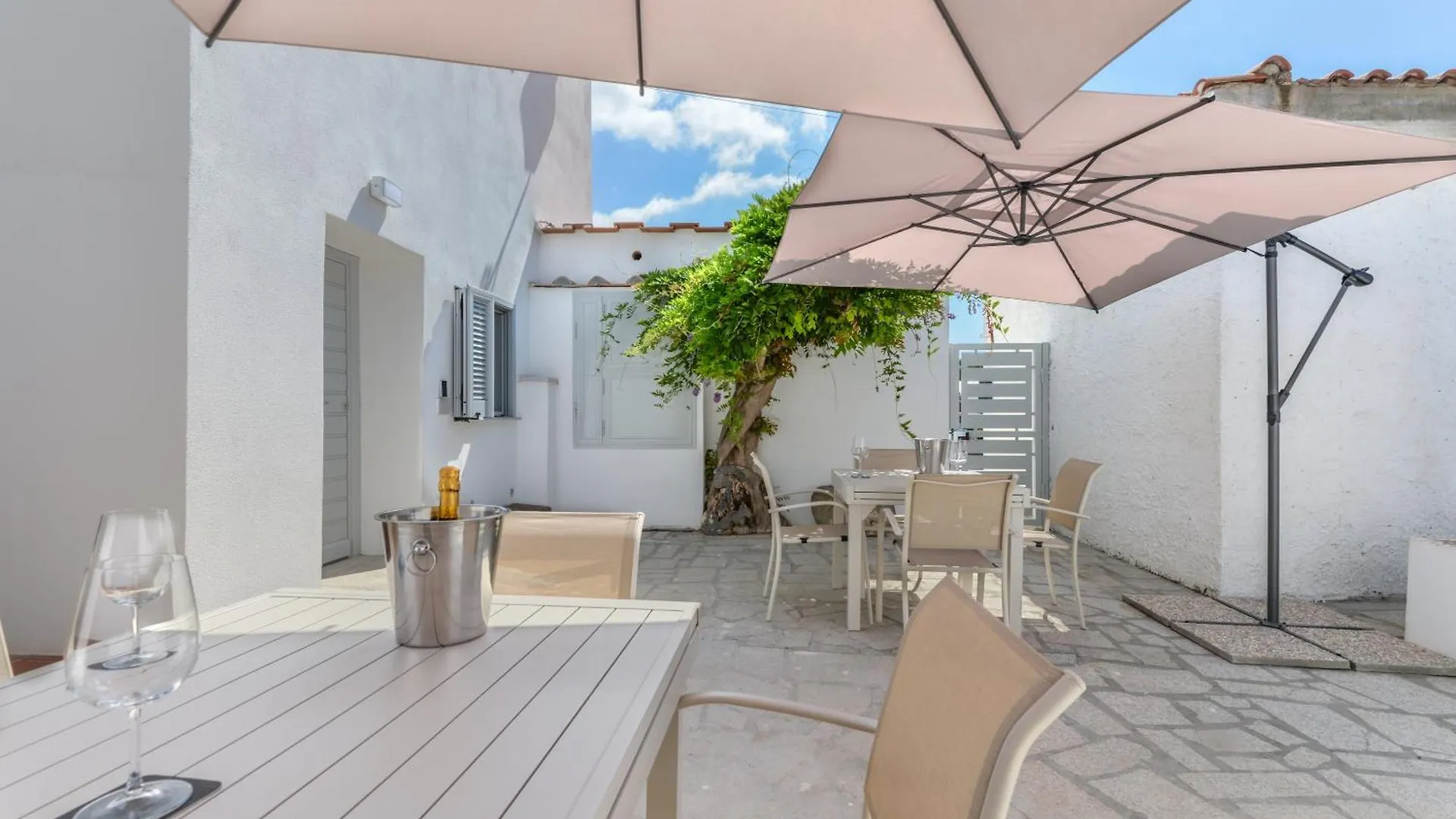 Casina Napoleonica Villa Lacona